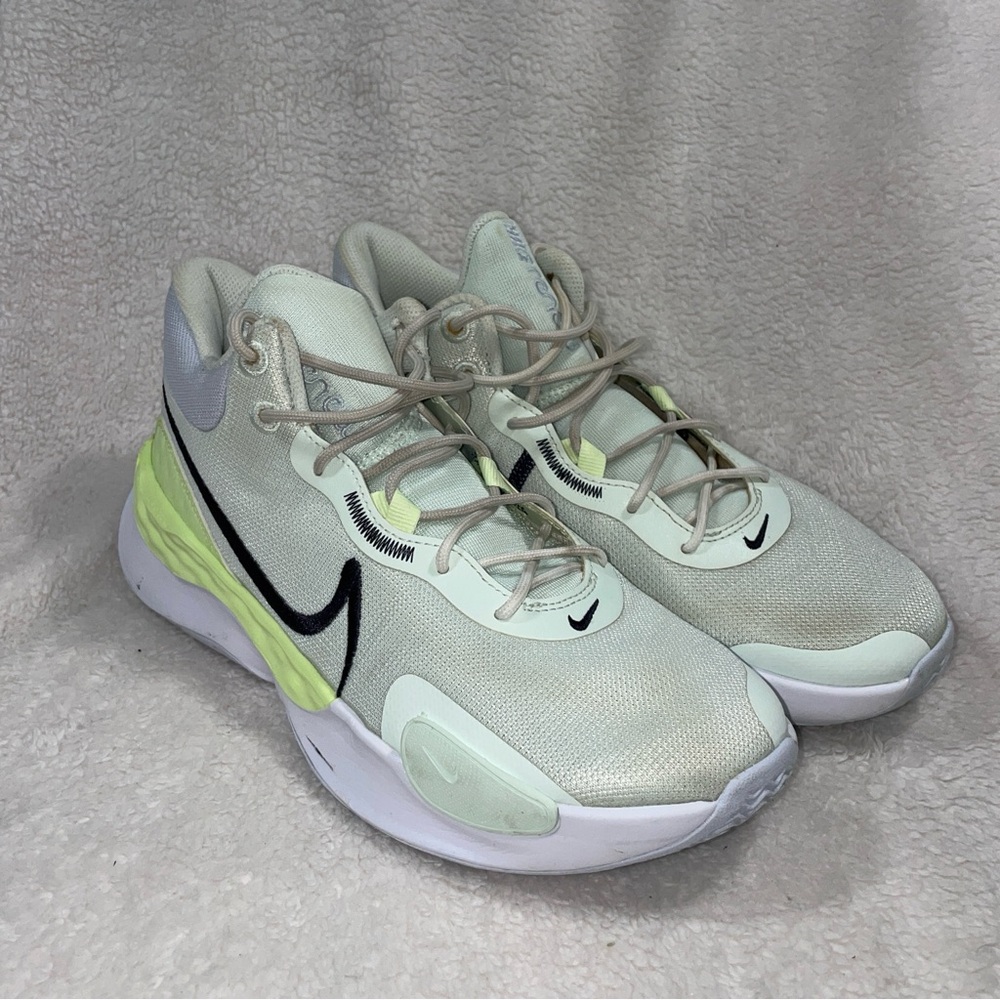 Men’s size 7.5 Nike Renew Elevate III. - Picture 8 of 12
